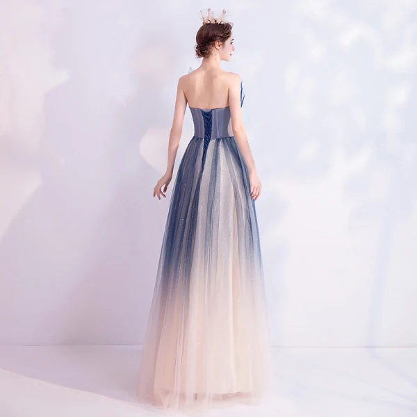 Schöne Marineblau Abendkleider 2020 A Linie Bandeau Perlenstickerei Pailletten Spitze Blumen Ärmellos Rückenfreies Lange Festliche Kleider