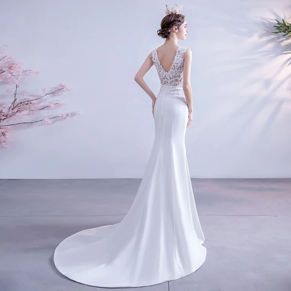 Affordable White Trumpet / Mermaid Wedding Dresses 2020 Scoop Neck Lace Flower Sleeveless Backless Sweep Train