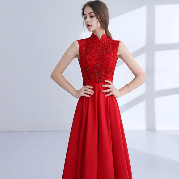 Chinese style Red Evening Dresses 2018 A-Line / Princess Appliques Lace Beading Crystal High Neck Backless Sleeveless Floor-Length / Long Formal Dresses