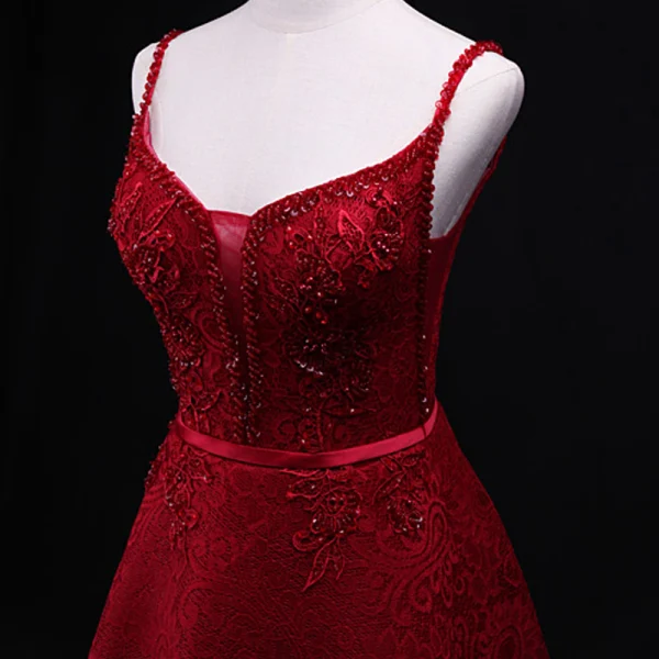 Chic / Belle Bordeaux Robe De Soirée 2018 Princesse Perlage En Dentelle Cristal Ceinture Paillettes Bretelles Spaghetti Sans Manches Dos Nu Train De Balayage Robe De Ceremonie