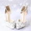 Charmig Elfenben Spets Blomma Brudskor 2020 Rhinestone Ankelband 9 cm Stilettklackar Spetsiga Bröllop Sandaler