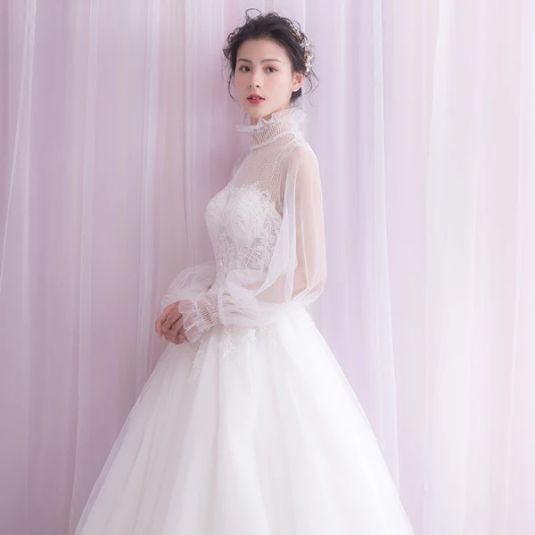 Vintage / Originale Blanche Robe De Mariée 2018 Princesse En Dentelle Perle Bouton recouvert Col Haut Manches Longues Chapel Train Mariage