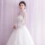 Vintage / Originale Blanche Robe De Mariée 2018 Princesse En Dentelle Perle Bouton recouvert Col Haut Manches Longues Chapel Train Mariage