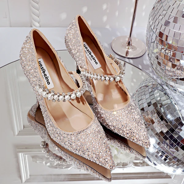 Charming Nude Pearl Rhinestone Wedding Shoes 2020 7 cm Stiletto Heels Pointed Toe Wedding Pumps