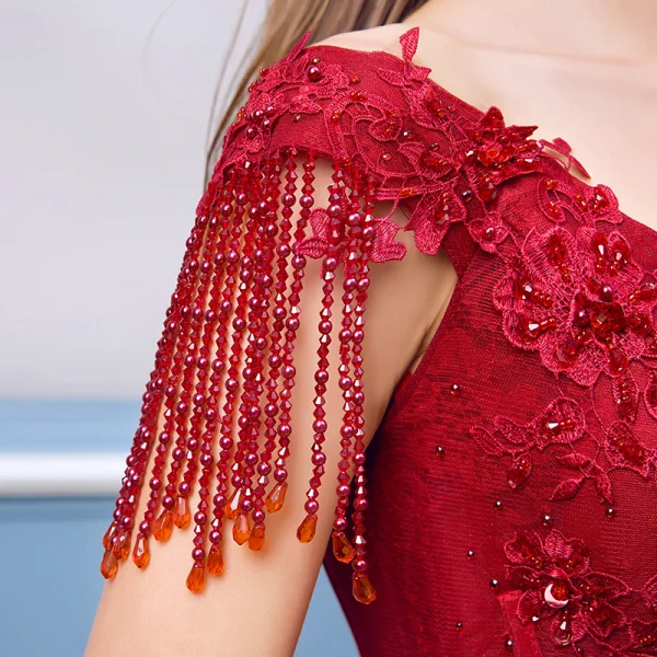 Chic / Beautiful Burgundy Evening Dresses 2018 A-Line / Princess Beading Crystal Tassel Lace Appliques V-Neck Backless Short Sleeve Floor-Length / Long Formal Dresses