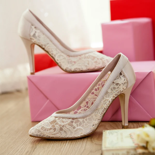 Mode Noire Promo En Dentelle Escarpins 2020 Satin 8 cm Talons Aiguilles À Bout Pointu Escarpins