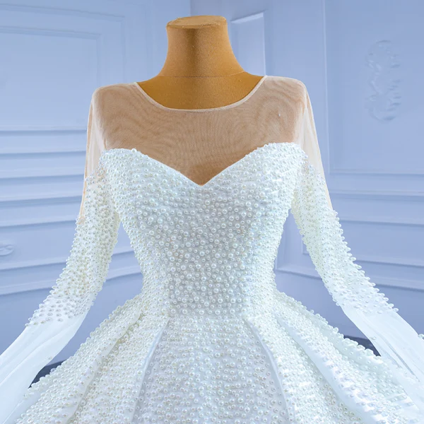 Haut de Gamme Ivoire Perlage Perle Robe De Mariée 2021 Robe Boule Encolure Dégagée Manches Longues Royal Train Mariage