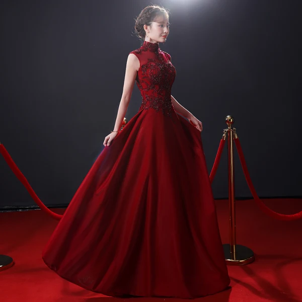 Chinese style Burgundy Evening Dresses 2018 A-Line / Princess Beading Crystal Pearl Lace Flower High Neck Backless Sleeveless Sweep Train Formal Dresses