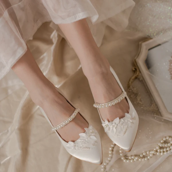 Élégant Ivoire Satin Chaussure De Mariée 2020 Brodé Perle 7 cm Talons Aiguilles À Bout Pointu Mariage Escarpins
