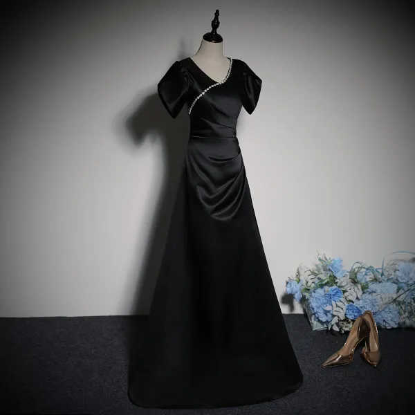 Chic / Beautiful Black Rhinestone Satin Prom Dresses 2023 A-Line / Princess V-Neck Short Sleeve Floor-Length / Long Prom Formal Dresses