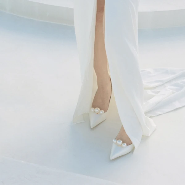 Elegant Ivory Pearl Wedding Shoes 2020 Leather 8 cm Stiletto Heels Pointed Toe Wedding Pumps