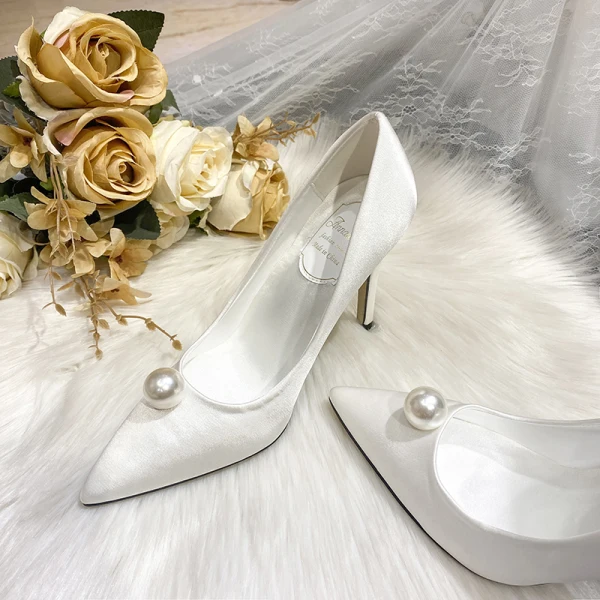 Chic / Beautiful Satin Red Pearl Wedding Shoes 2020 Leather 9 cm Stiletto Heels Pointed Toe Wedding Pumps