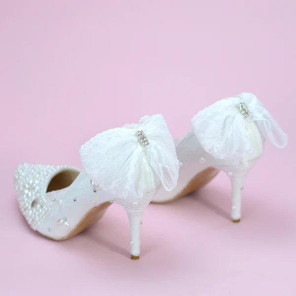 Elegant Ivory Lace Flower Wedding Shoes 2020 Pearl Rhinestone Bow 8 cm Stiletto Heels Pointed Toe Wedding Pumps