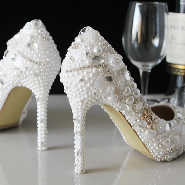 Sjarmerende Elfenben Perle Rhinestone Brudesko 2021 10 cm Stiletthæler Spisse Bryllup Pumps