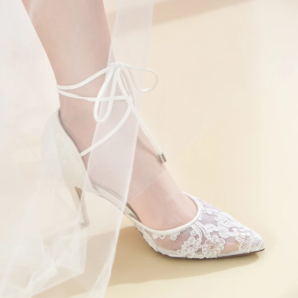 Elegant Ivory See-through Lace Flower Wedding Shoes 2021 Satin 8 cm Stiletto Heels Pointed Toe Wedding High Heels