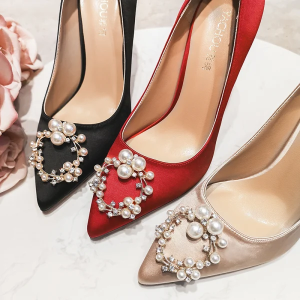 Mooie / Prachtige Champagne Huwelijk Bruidsmeisjes Pumps 2021 Parel Rhinestone Satijn 10 cm Naaldhakken / Stiletto Spitse Neus Hoge Hakken Pumps