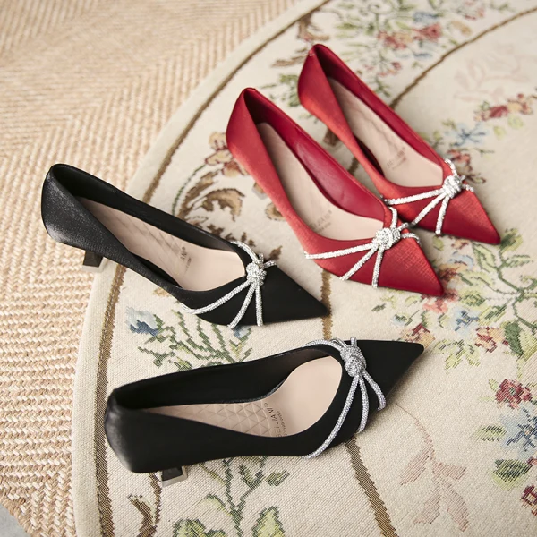 Sexy Black Cocktail Party Rhinestone Pumps 2021 Satin 6 cm Stiletto Heels High Heels Pointed Toe Pumps