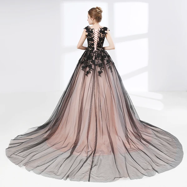 Chic / Beautiful Black Prom Dresses 2018 Ball Gown Appliques Lace V-Neck Sleeveless Chapel Train Formal Dresses