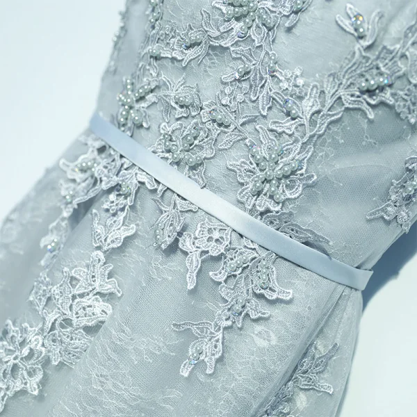 Elegant Wedding Party Dresses Bridesmaid Dresses 2017 Silver Lace Sash Flower Ruffle Zipper Up Tea-length Scoop Neck A-Line / Princess Sleeveless