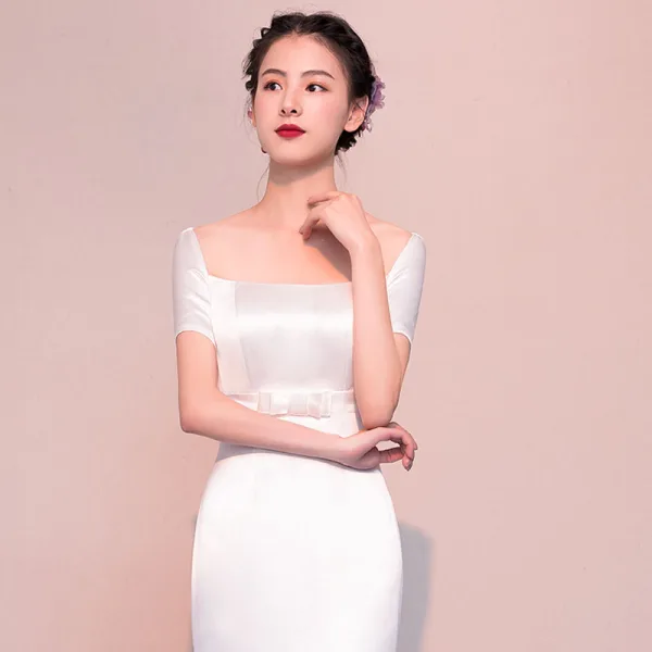 Elegante Ivory / Creme Brautkleider 2018 Mermaid Blumen Schleife Eckiger Ausschnitt Rückenfreies Kurze Ärmel Kapelle-Schleppe Hochzeit