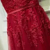 Schöne Rot Festliche Kleider 2017 A Linie Spitze Blumen Perle Ärmellos Lange Abendkleider