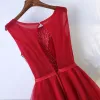 Red Sparkly Graduation Dresses 2017 A-Line / Princess Bow Sequins Backless Scoop Neck Short Formal Dresses