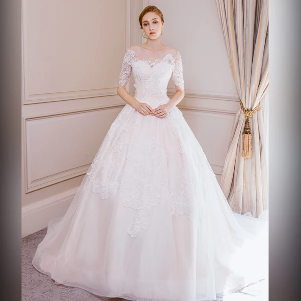 Elegante Champagne Trouwjurken 2018 Baljurk Kant Bloem Kralen Parel Ronde Hals 1/2 Mouwen Cathedral Train Huwelijk