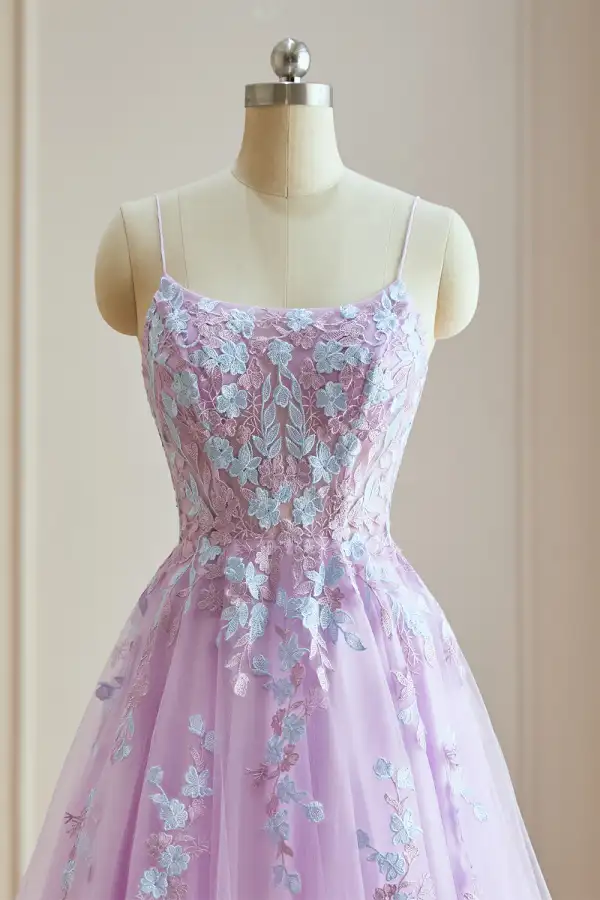 Blomma Fe Lavendel Spaghettiband 2024 Balklänningar Spets Blomma Korsade remmar Ärmlös Prinsessa Formella Klänningar