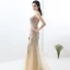 Chic / Belle Champagne Robe De Soirée 2018 Trompette / Sirène Dentelle Fait main Perlage Cristal Paillettes Encolure Dégagée Sans Manches Longue Robe De Ceremonie