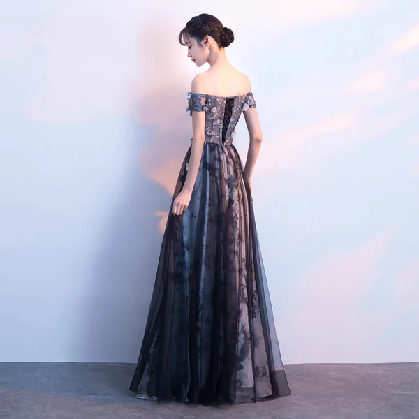 Chic / Beautiful Black Evening Dresses 2018 A-Line / Princess Appliques Lace Flower Crystal Sequins Off-The-Shoulder Sleeveless Backless Floor-Length / Long Formal Dresses
