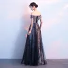 Chic / Beautiful Black Evening Dresses  2018 A-Line / Princess Appliques Lace Flower Crystal Sequins Off-The-Shoulder Sleeveless Backless Floor-Length / Long Formal Dresses