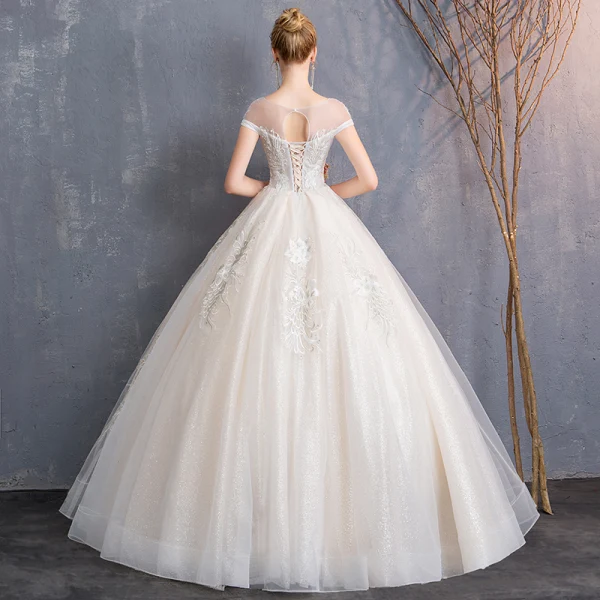 Modern / Fashion Champagne Wedding Dresses 2018 Ball Gown Beading Lace Flower Scoop Neck Backless Short Sleeve Floor-Length / Long Wedding