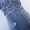 Chic / Beautiful Ocean Blue Prom Dresses 2017 A-Line / Princess Crossed Straps Appliques Flower Lace Tulle Scoop Neck Sleeveless Tea-length