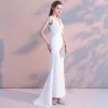 Modest / Simple Ivory Evening Dresses  2018 Trumpet / Mermaid V-Neck Backless Sleeveless Floor-Length / Long Formal Dresses