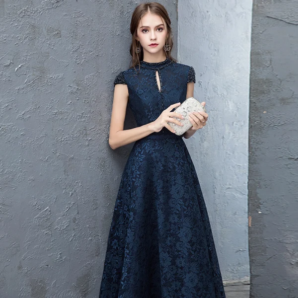 Chic / Beautiful Navy Blue Evening Dresses 2018 A-Line / Princess Lace Crystal Scoop Neck Backless Cap Sleeves Floor-Length / Long Formal Dresses