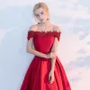 Chic / Beautiful Red Evening Dresses  2017 A-Line / Princess Appliques Lace Flower Beading Backless Off-The-Shoulder Crossed Straps Sleeveless Floor-Length / Long Evening Party