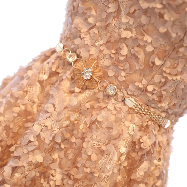 Herlig Champagne Homecoming Graduation Kjoler 2017 Prinsesse Blonder Rhinestone Appliques Kjæreste Kryssede Stropper Uten Ermer Korte