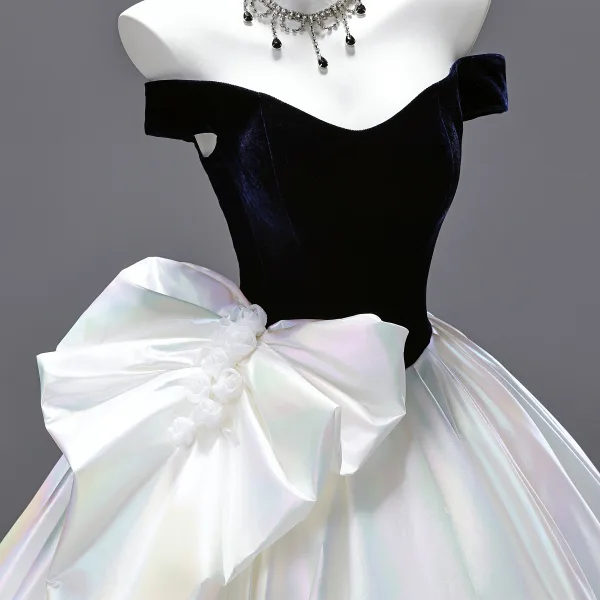 Demure Navy Blue Bow Prom Dresses 2025 Ball Gown Strapless Sleeveless Backless Floor-Length / Long Prom Formal Dresses