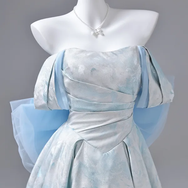 Elegant Sky Blue Prom Dresses 2026 Ball Gown Strapless Sleeveless Backless Bow Floor-Length / Long Formal Dresses