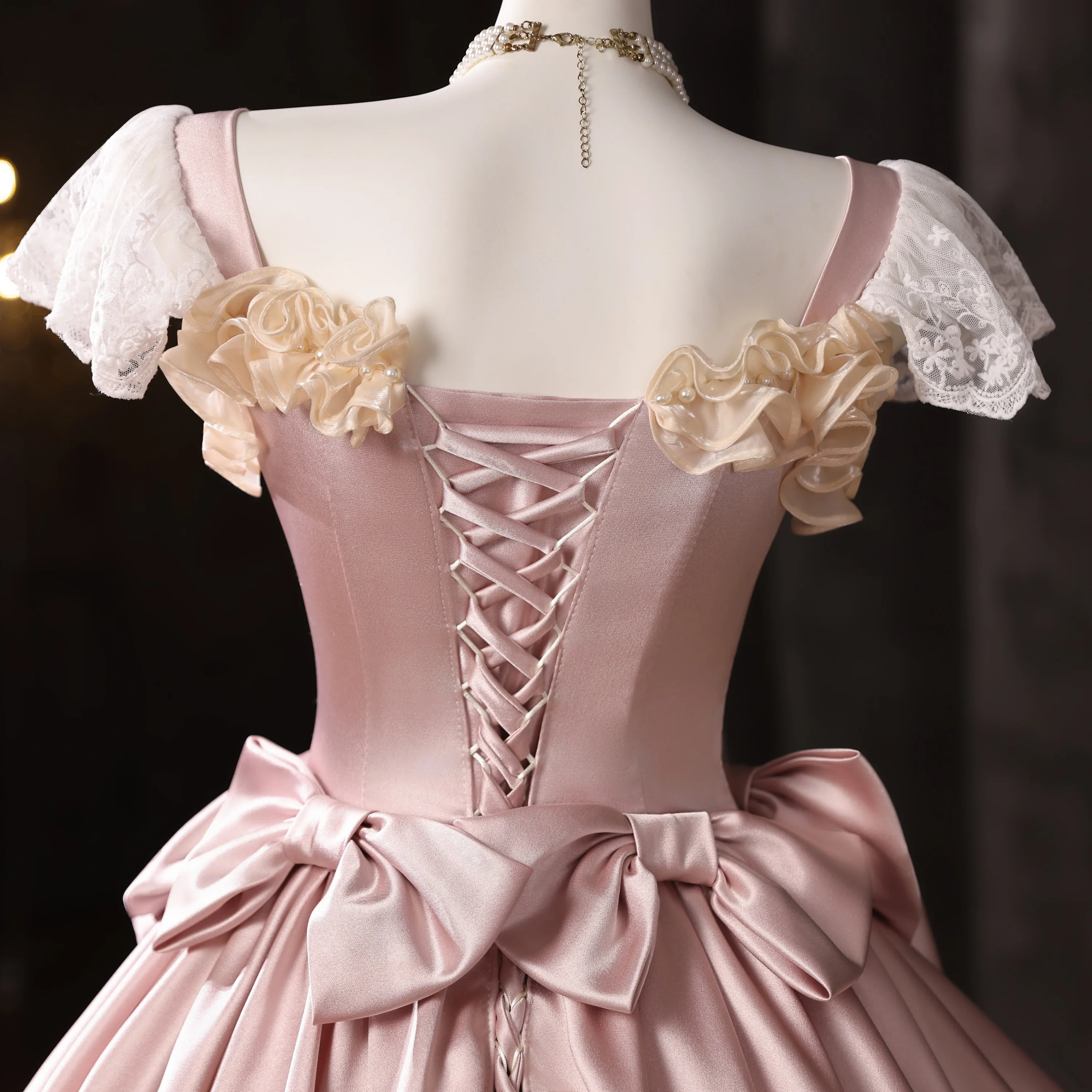 Vintage Retro Medieval Champagne Cascading Ruffles Bow Lace Flower Prom Dresses 2025