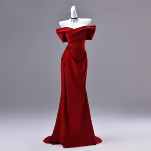 Elegant Red Trumpet Mermaid Evening Dresses 2026 Strapless Sleeveless Backless Sweep Train Evening Party Formal Dresses