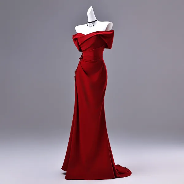 Elegant Red Trumpet / Mermaid Evening Dresses 2026 Strapless Sleeveless Backless Sweep Train Evening Party Formal Dresses