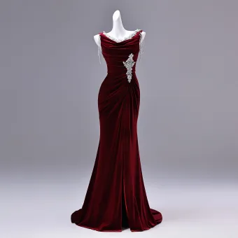 Charming Burgundy Beading Rhinestone Sequins Split Front Velvet Evening Dresses 2026 Trumpet Mermaid V Neck Sleeveless Backless Sweep Train Formal Dresses
