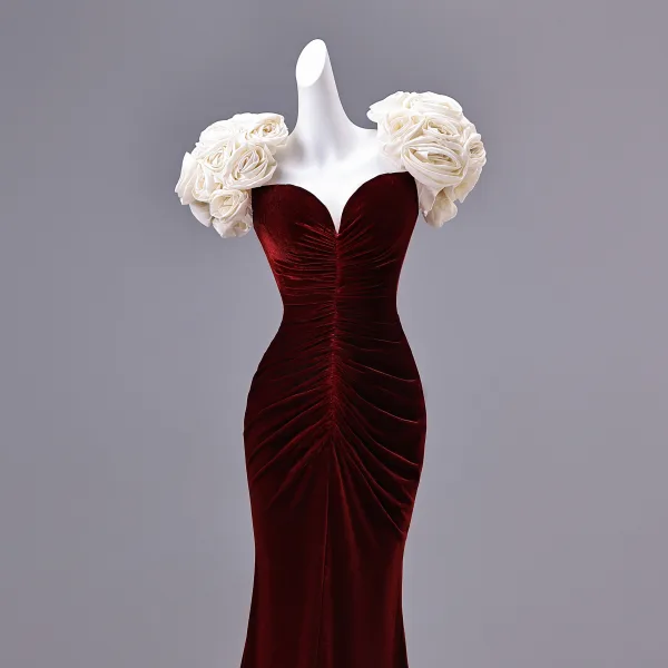 Charming Burgundy Flower Velvet Evening Dresses  2026 Trumpet / Mermaid Strapless Short Sleeve Backless Sweep Train Formal Dresses