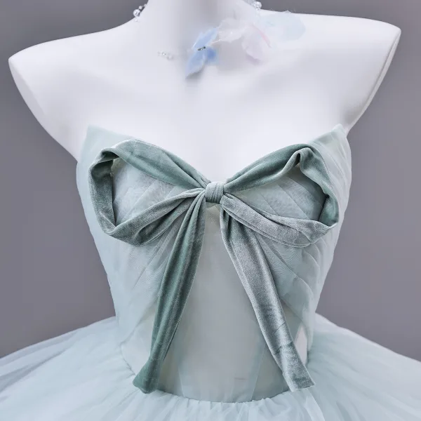 Flower Fairy Mint Green Appliques Bow Prom Dresses 2026 Ball Gown Strapless Sleeveless Backless Sweep Train Formal Dresses