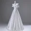 Elegante Weiß Satin Brautkleider / Hochzeitskleider 2025 Ballkleid Off Shoulder Ärmellos Rückenfreies Lange Hochzeit