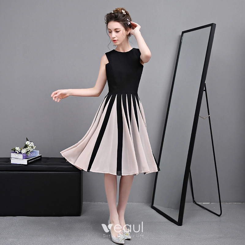 Classic Elegant Black Graduation Dresses 2017 A-Line / Princess U-Neck Tulle Buttons Striped Homecoming Formal Dresses
