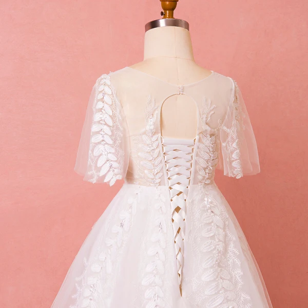 Schöne Weiß Kapelle-Schleppe Hochzeit 2018 A Linie U-Ausschnitt Tülle Strass Applikationen Rückenfreies Perlenstickerei Brautkleider