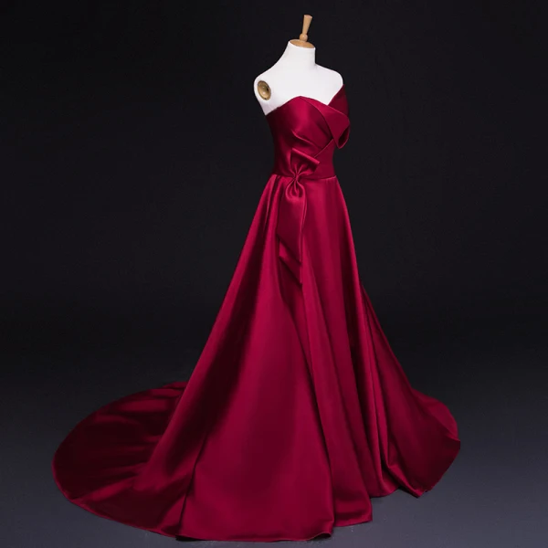 Modest / Simple Burgundy Evening Dresses  2017 A-Line / Princess Zipper Striped Charmeuse Strapless Evening Party Formal Dresses