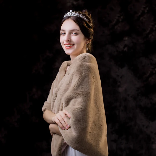 Moderne / Mode Marron châle 2020 Daim Polyester épaules Mariage Soirée Promo Hiver Châles Accessorize